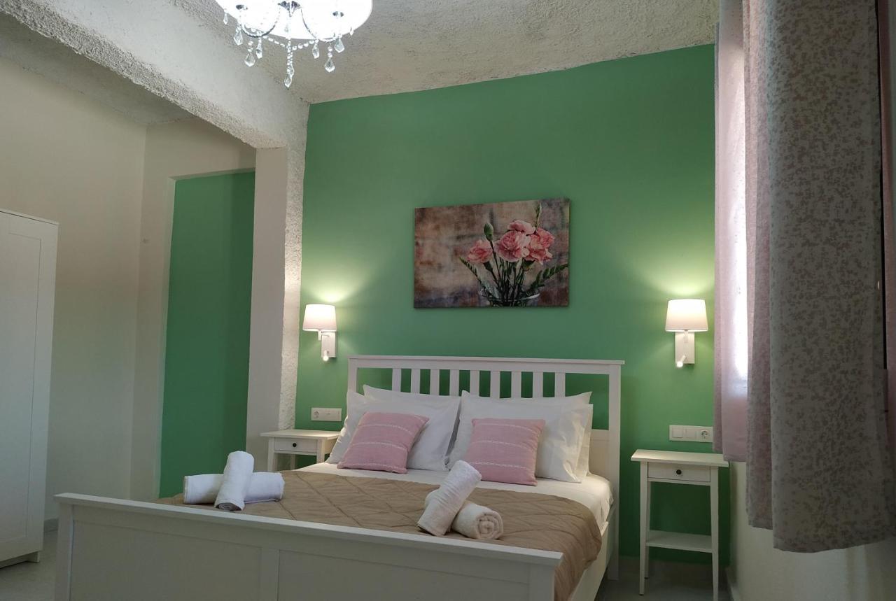 Amaryllis Boutique Apartments Moraitika Exteriör bild